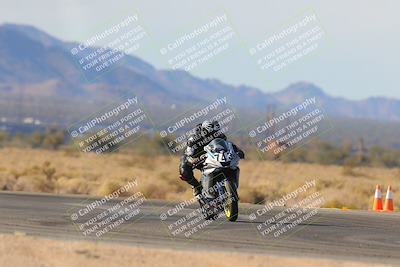 media/Dec-17-2023-CVMA (Sun) [[bf0c04832d]]/Race 3 Supersport Middleweight/